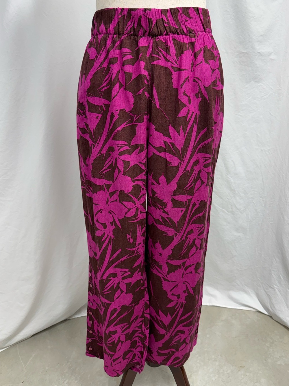 Soft Surroundings Fuchsia Floral Wide-Leg Rayon blend Pants